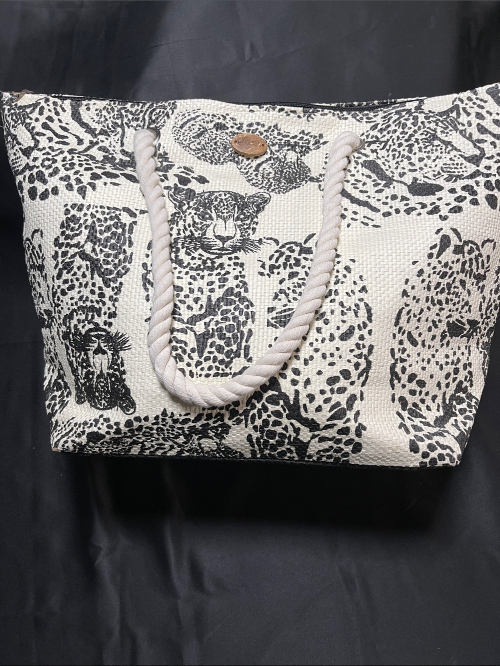 Cappelli Women’s Black & White Leopard Print Tote Bag
